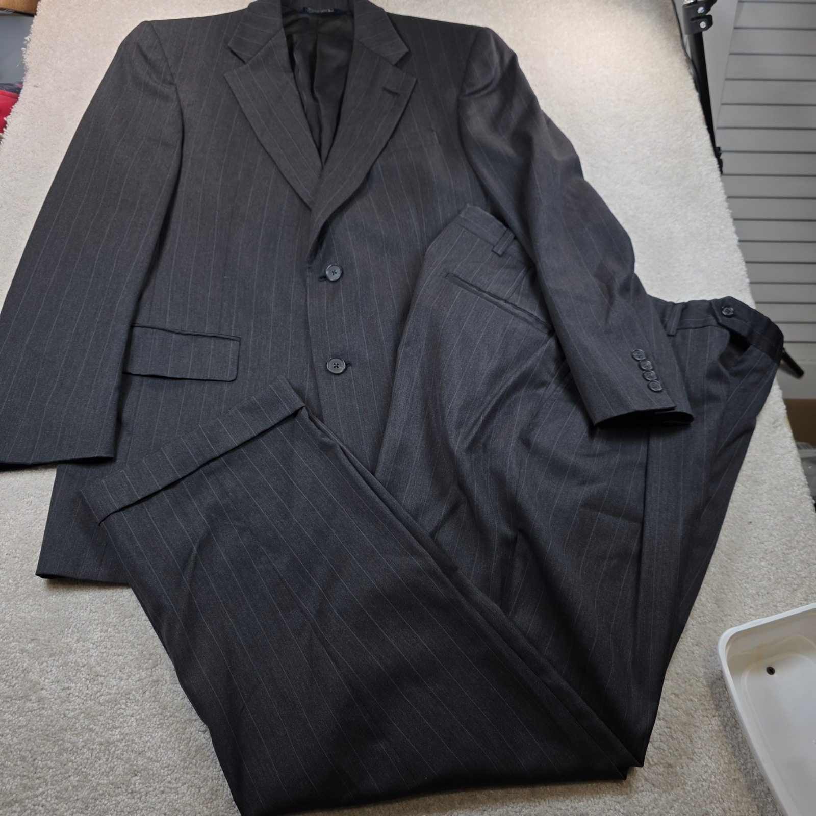 Burberrys Suit Mens 37r Gray Pinstripe Wool Lining, Pants Need Fix 90s Vintage